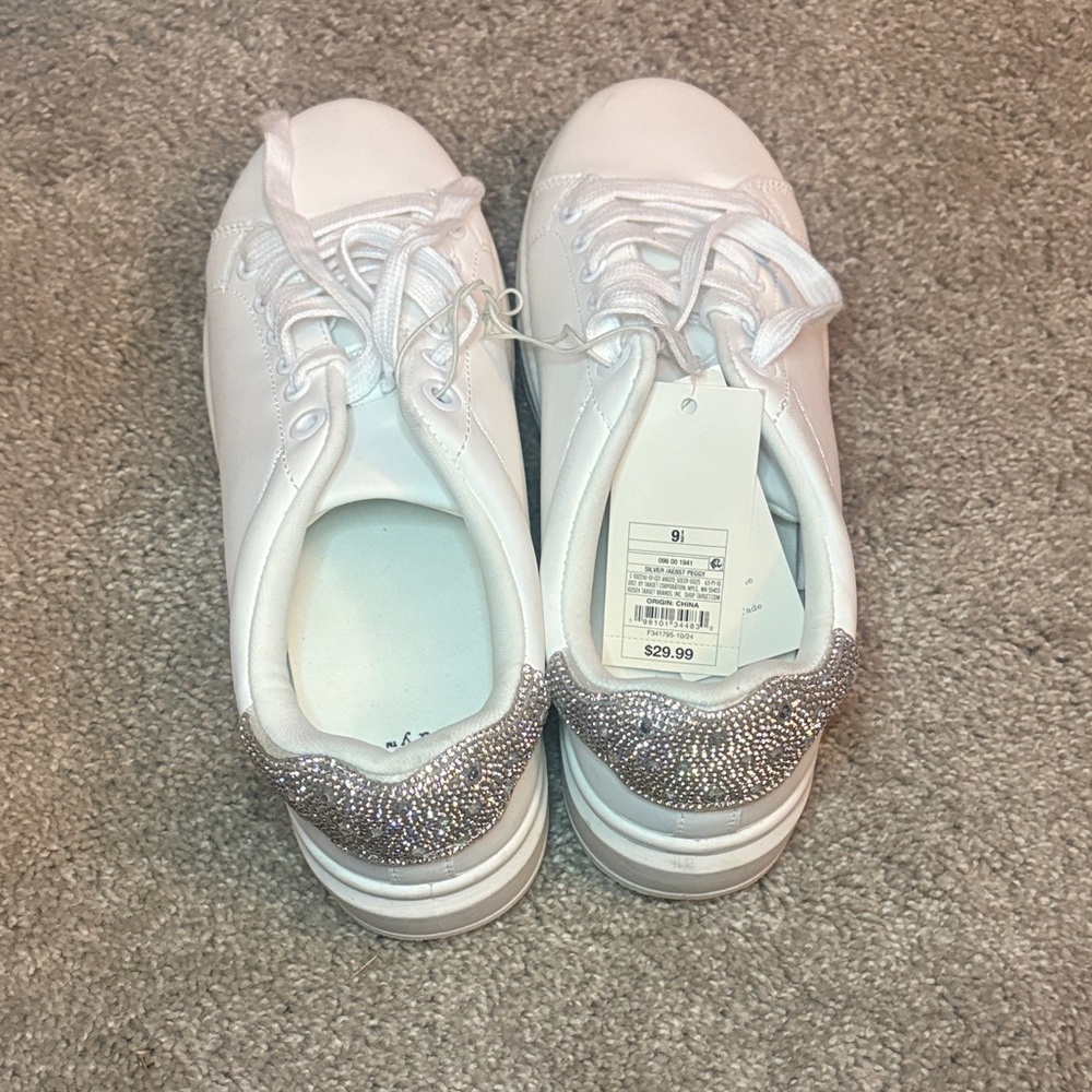 A New Day White Sneakers with Silver Accents size 9.5 new athletic